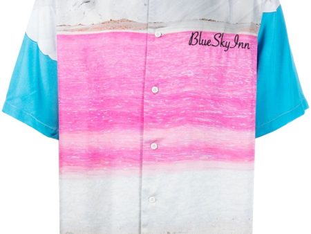 Abstract-Pattern Short-Sleeve Shirt Supply